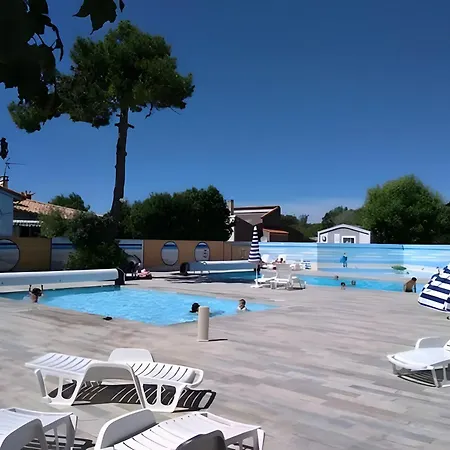 Holiday home Mobilhome Ile D'oleron La Cotiniere Saint-Pierre-d'Oleron